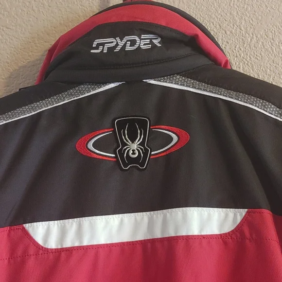 Gorgeous warm spyder jacket♥️ - Picture 9 of 9